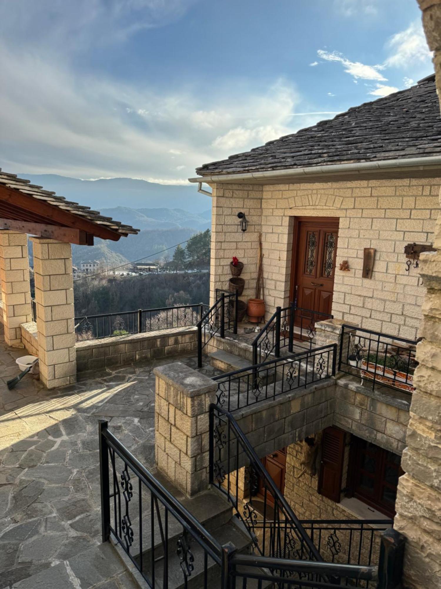 Βίτσα Πετρόκτιστο Αρχοντικό "Ιόλη" Με Θέα Ζαγόρι Villa Dış mekan fotoğraf