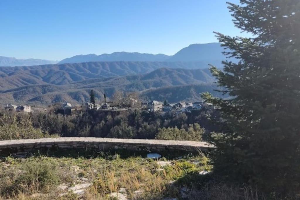 Βίτσα Πετρόκτιστο Αρχοντικό "Ιόλη" Με Θέα Ζαγόρι Villa Dış mekan fotoğraf